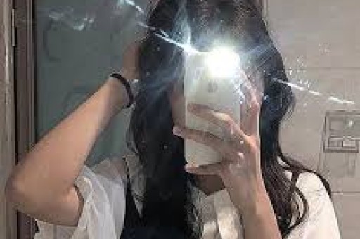 墙倒不再众人推不料曾被人民日报点名表扬的李维刚如今更牛了